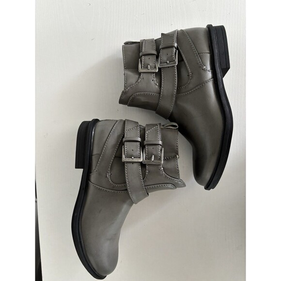 Rocket Dog Boots Womens 6.5 Casual Side Zip Moto Ankle Bootie Grey Faux Leather - Picture 4 of 8